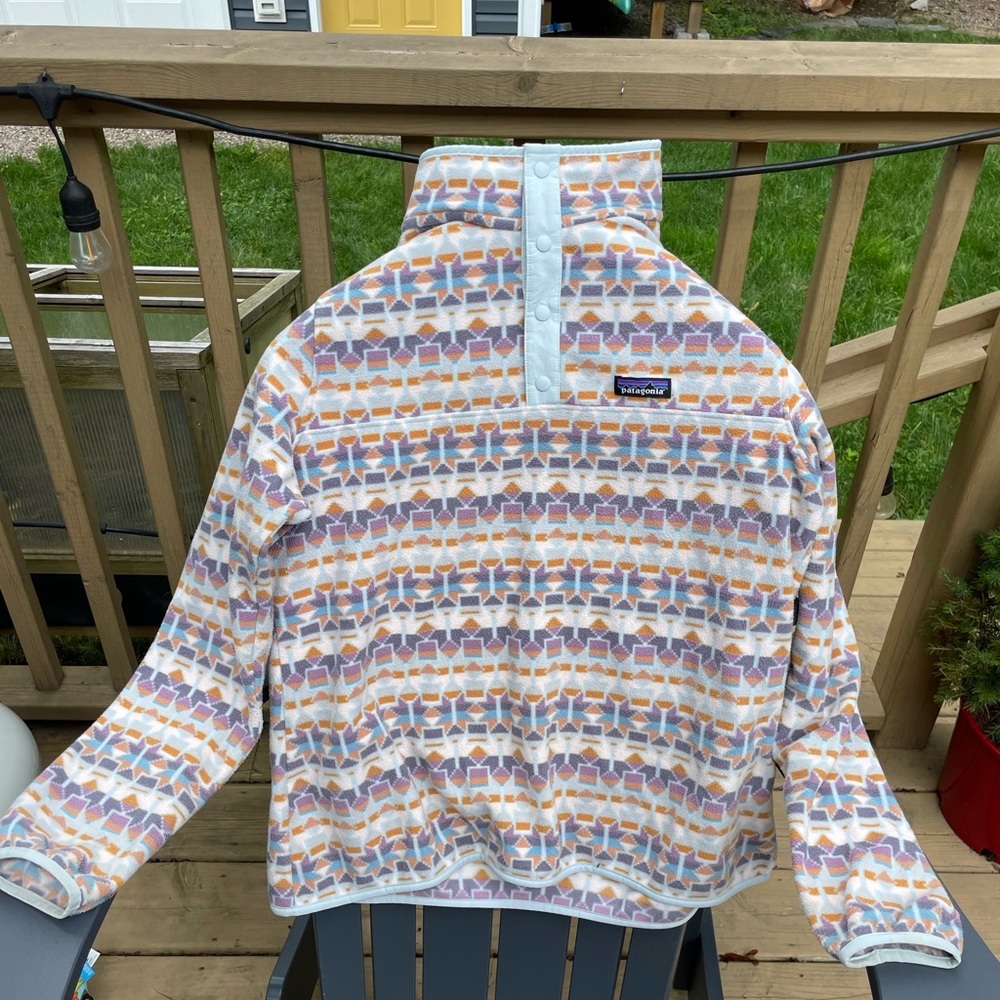 XL Patagonia Women's Lightweight Snap-T® Fleece Pullover